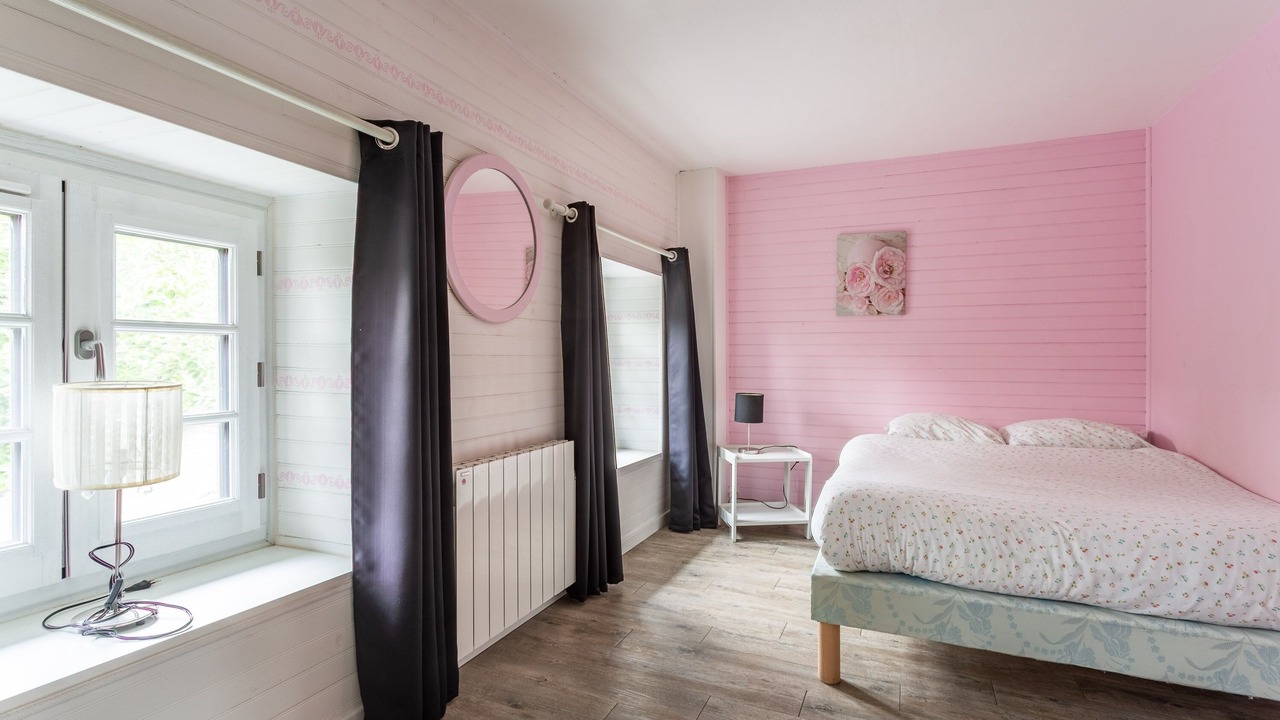 Photo of Bedroom in Saint-Lucien