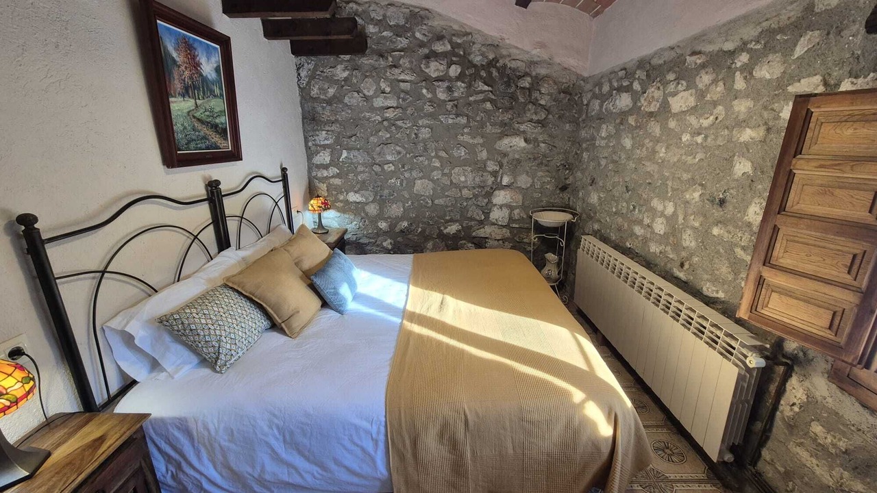 Photo of Bedroom in Montagut