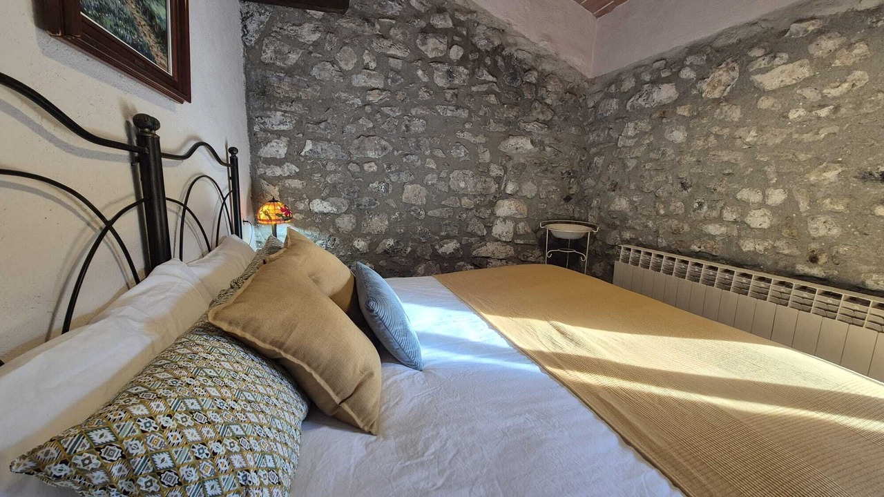 Photo of Bedroom in Montagut