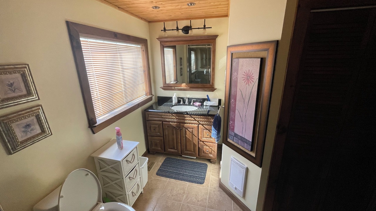 Photo of Bathroom in Tweed