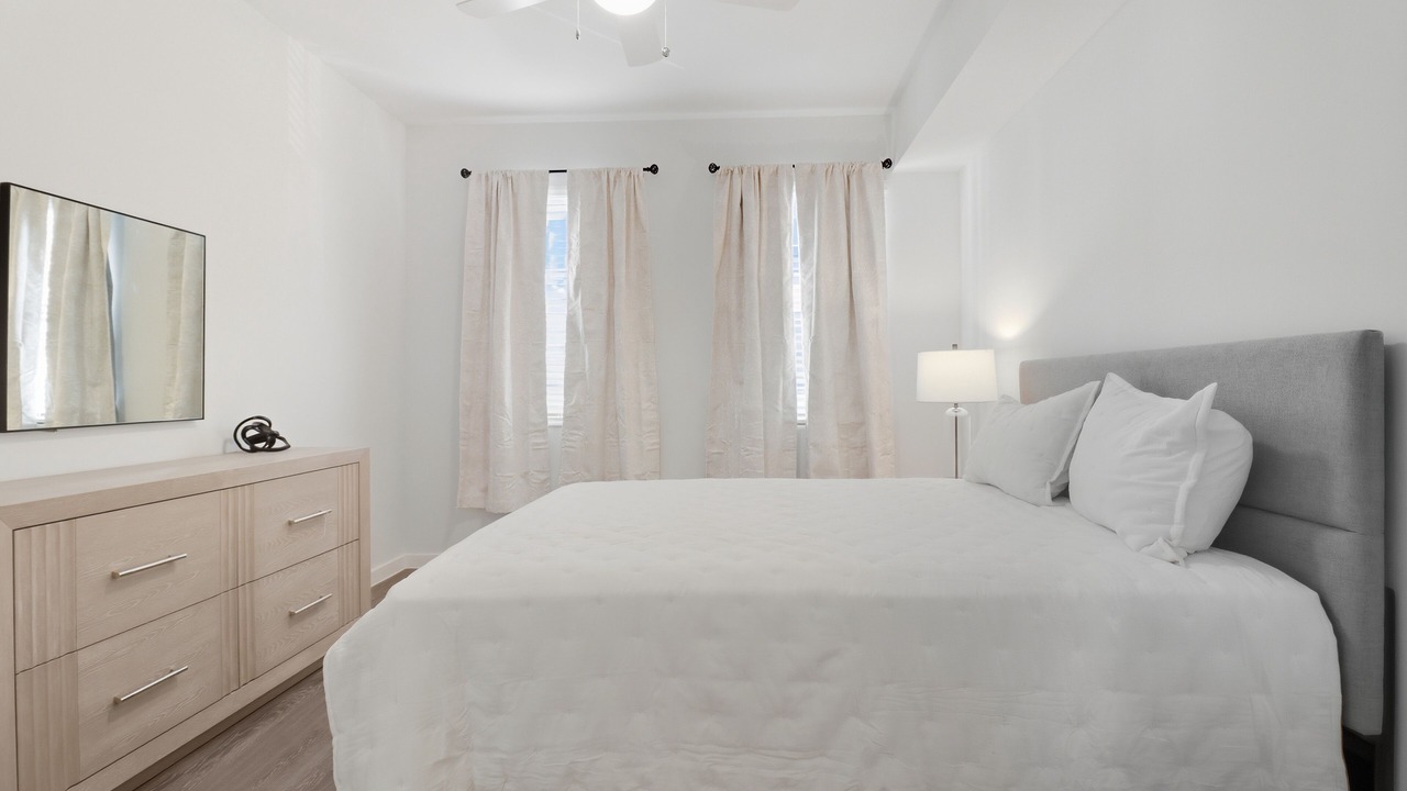 Photo of Bedroom in Diplomat