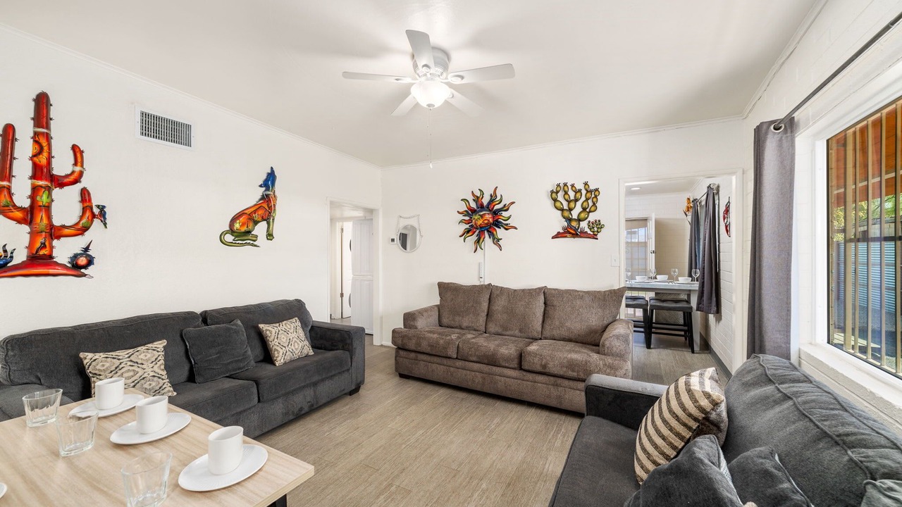 Photo of Livingroom in Tucson