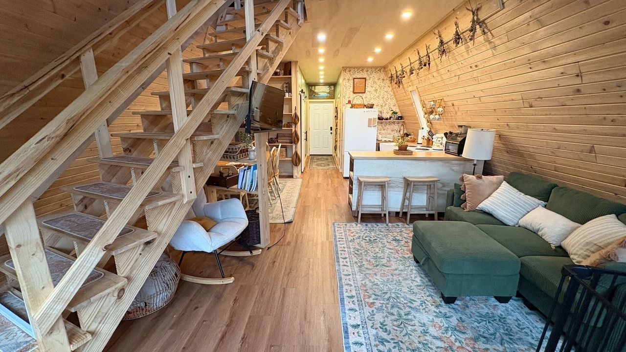 Photo of Livingroom in Omaha