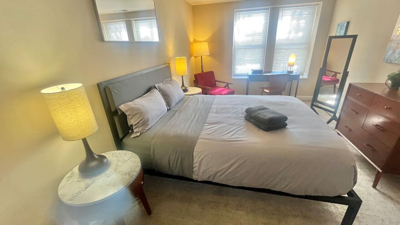 Photo of Bedroom in DeBaliviere Place