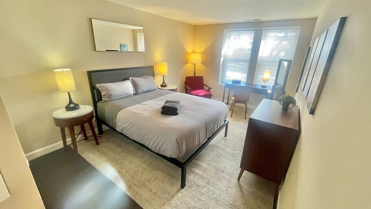 Photo of Bedroom in DeBaliviere Place