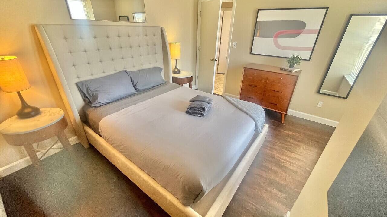 Photo of Bedroom in DeBaliviere Place