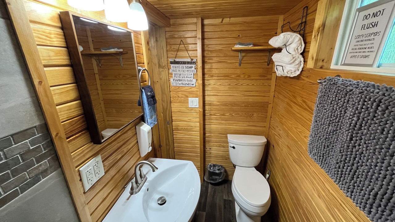 Photo of Bathroom in Sallisaw
