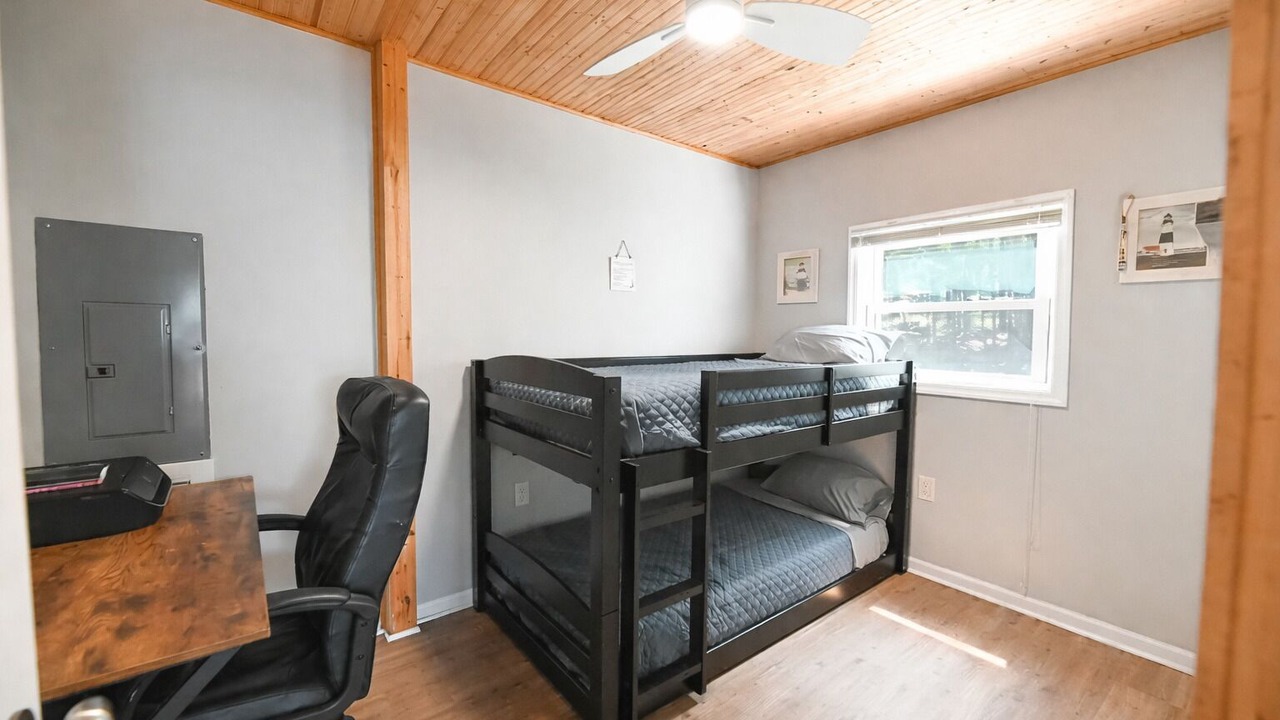 Photo of Bedroom in Newaygo