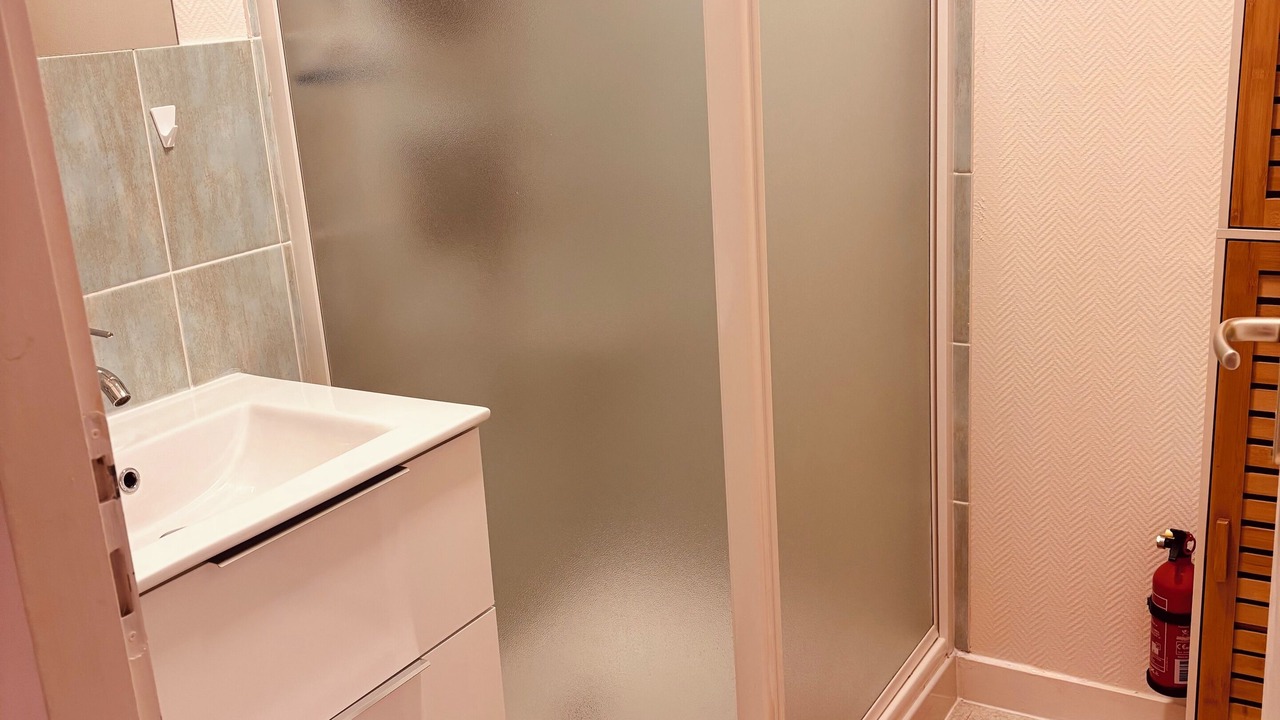 Photo of Bathroom in Nueil-les-Aubiers
