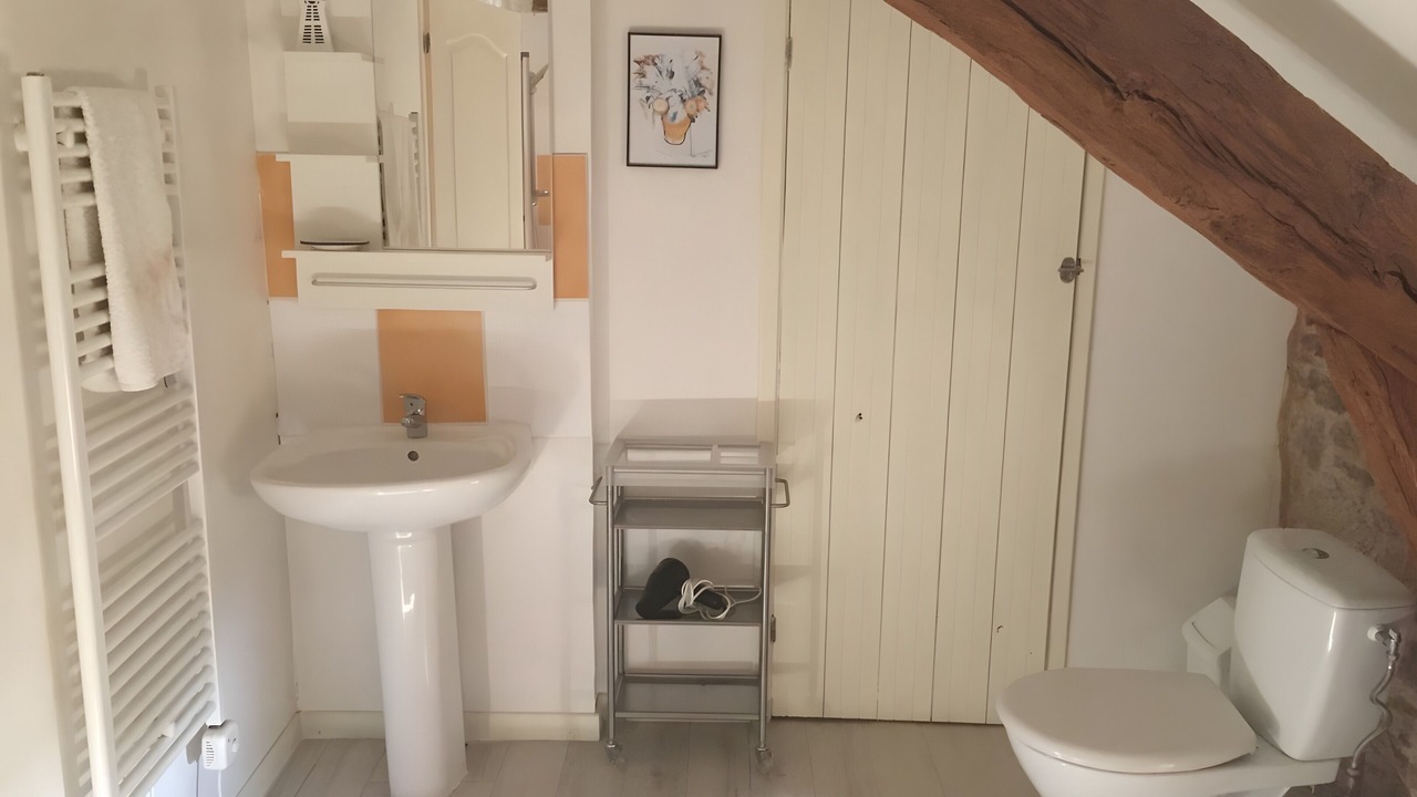 Photo of Bathroom in Le Segur
