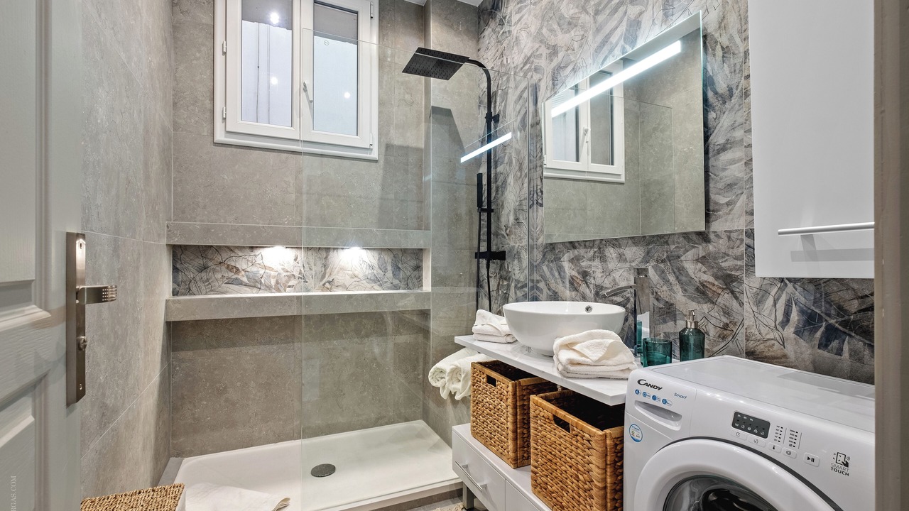 Photo of Bathroom in Fabron