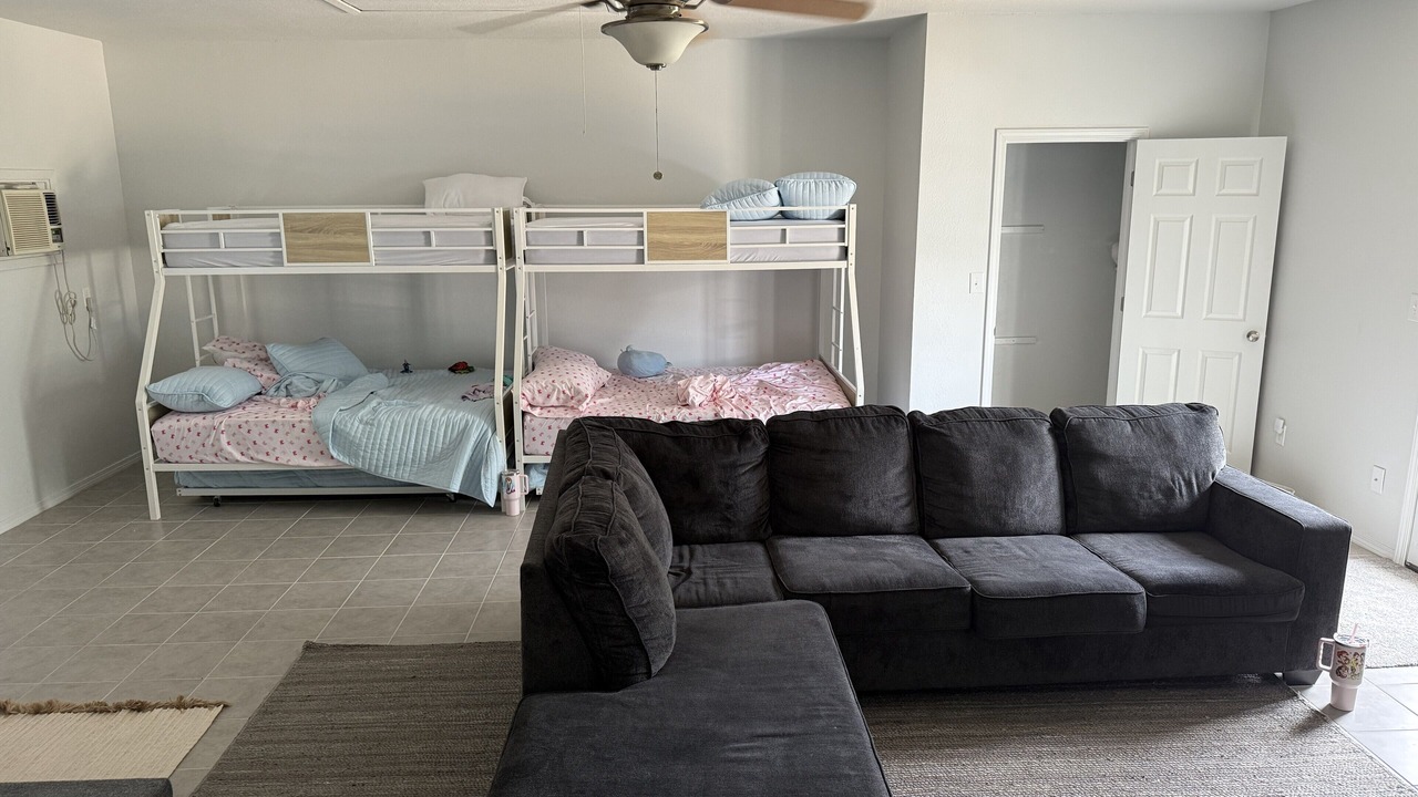 Photo of Livingroom in Horseshoe Bay