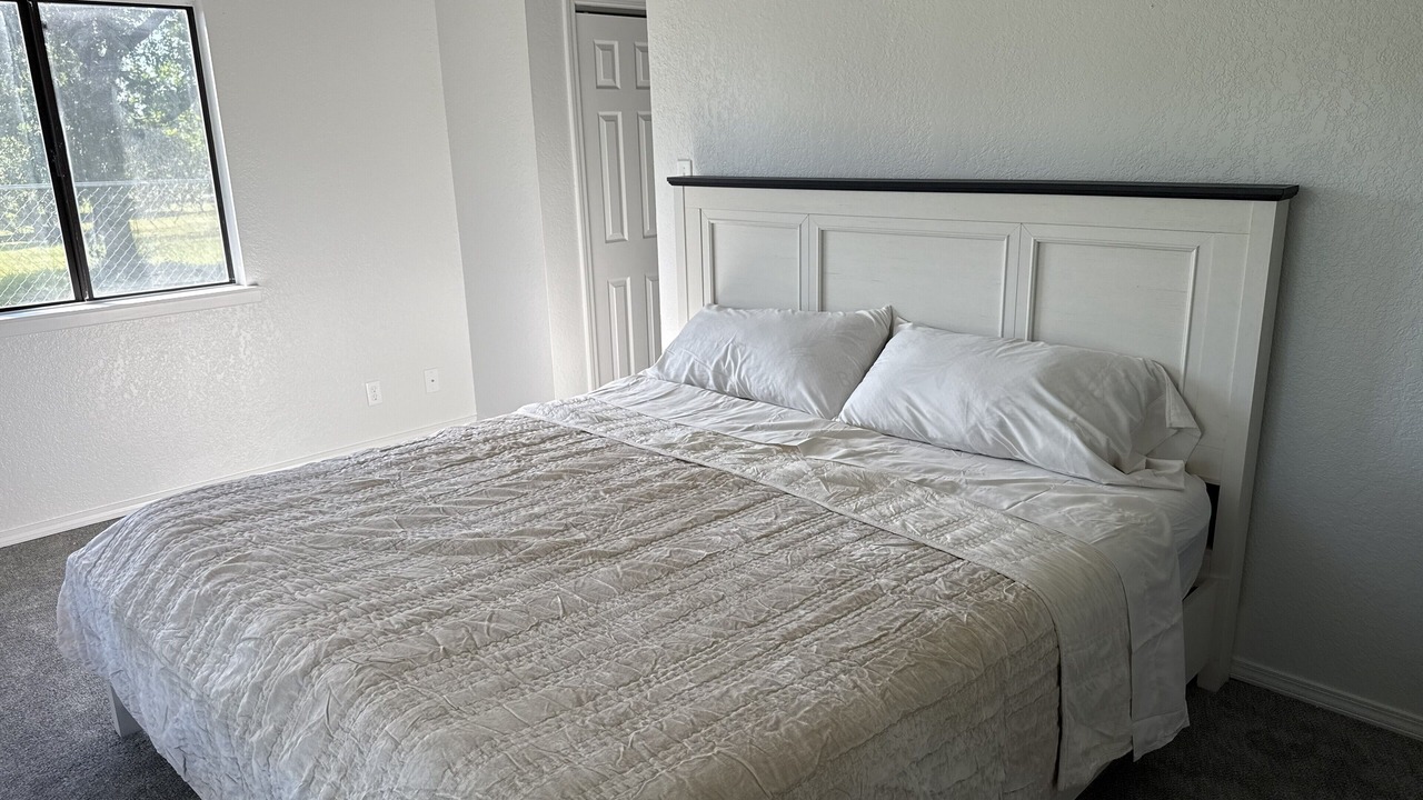 Photo of Bedroom in Horseshoe Bay