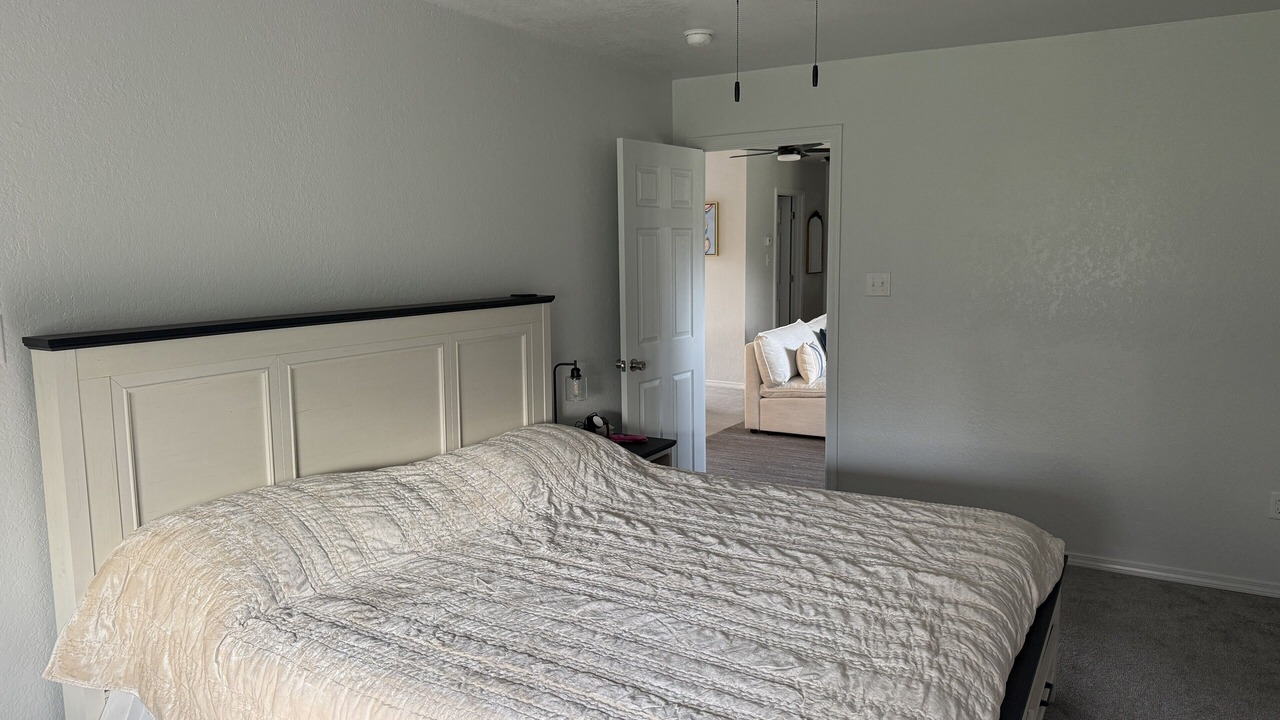 Photo of Bedroom in Horseshoe Bay