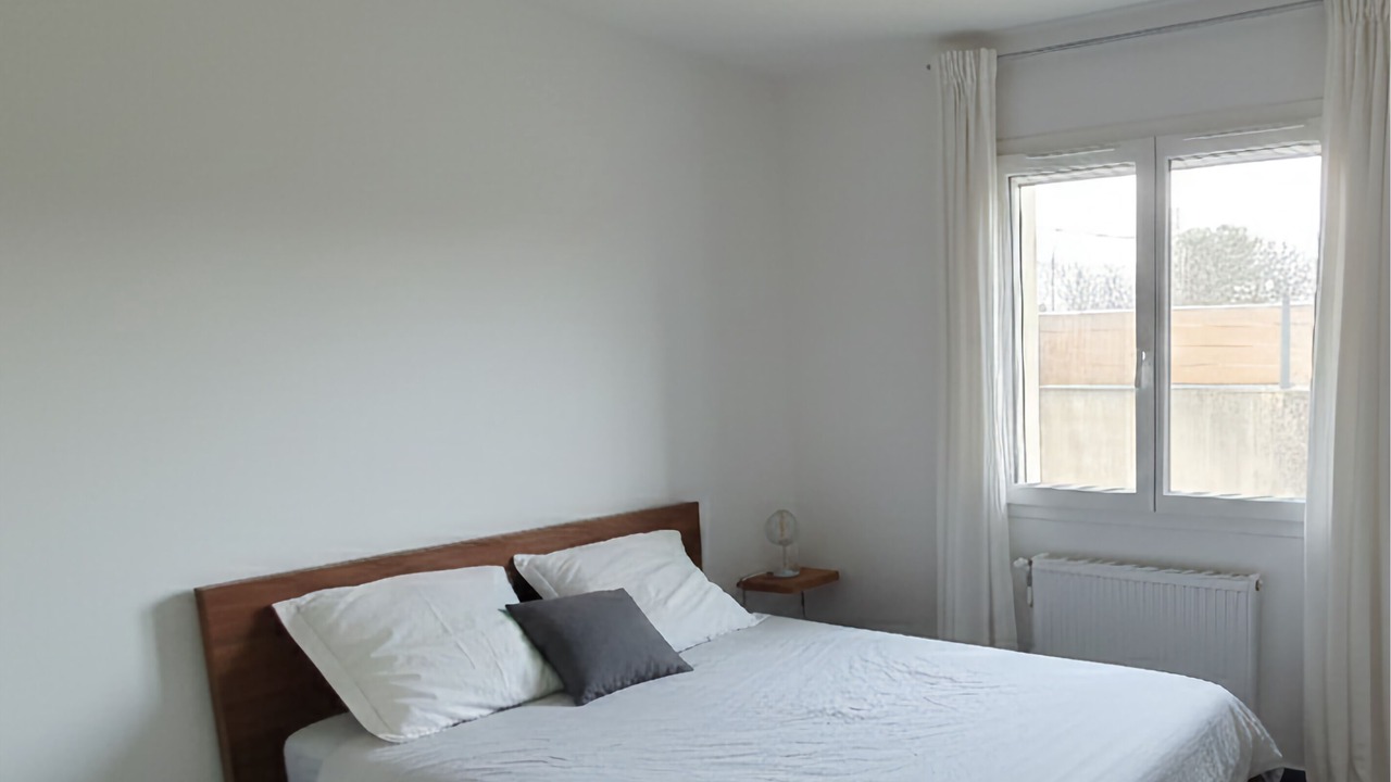 Photo of Bedroom in Leguevin