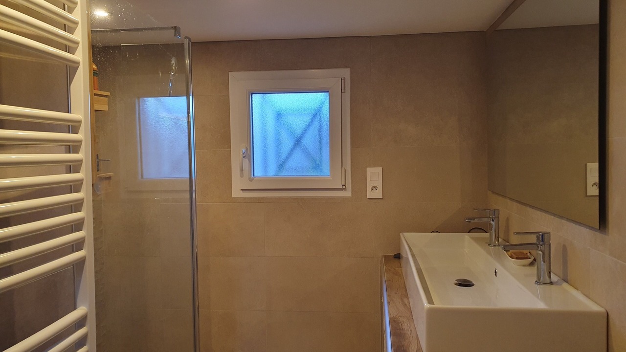Photo of Bathroom in Leguevin