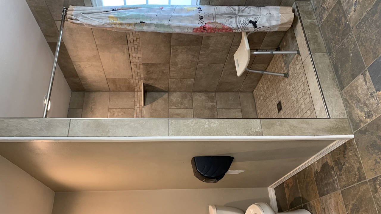 Photo of Bathroom in Sallisaw