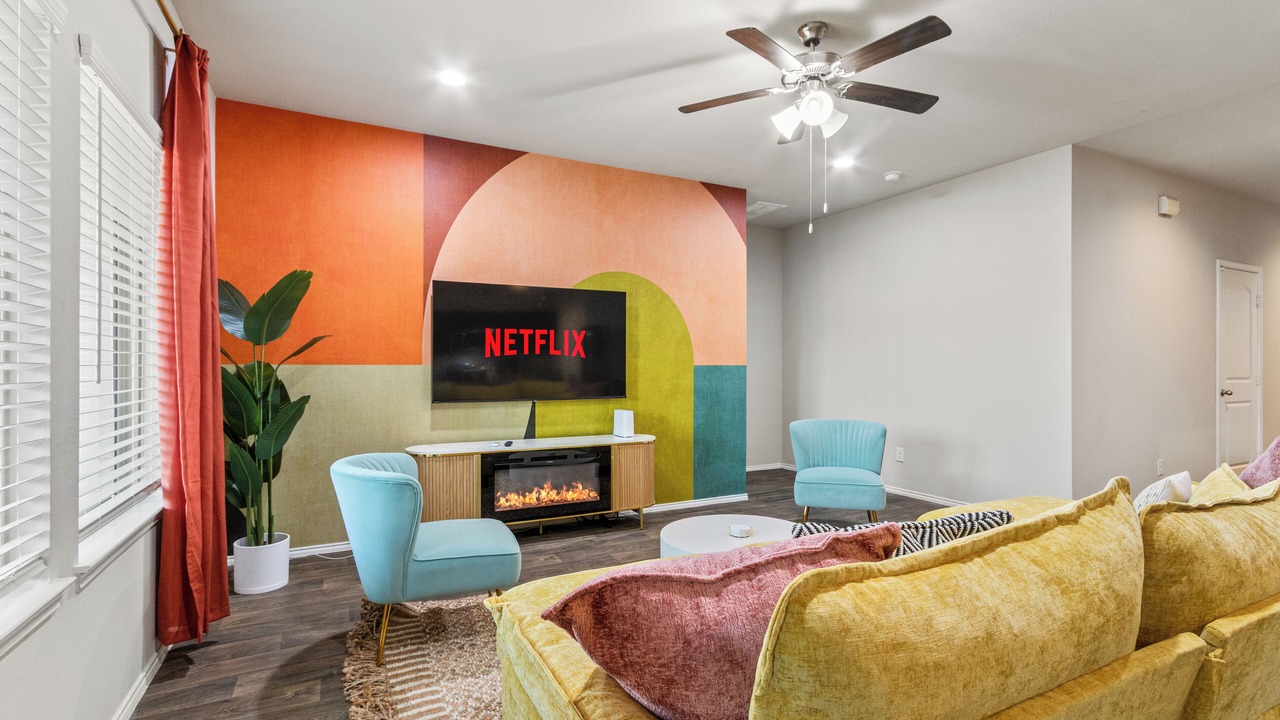 Photo of Livingroom in Spring