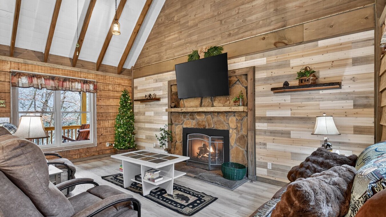 Photo of Livingroom in Talking Rock