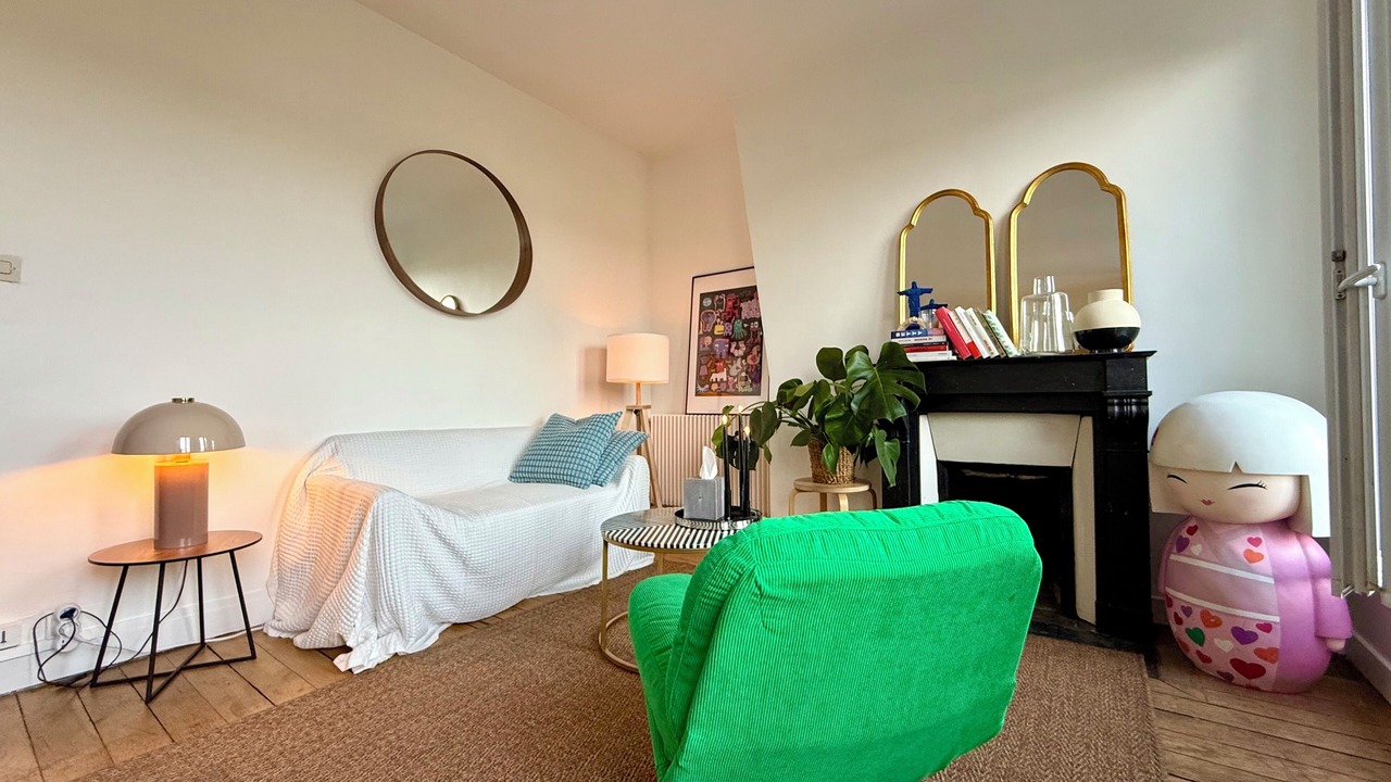 Photo of Livingroom in Quartier de la Folie-Mericourt