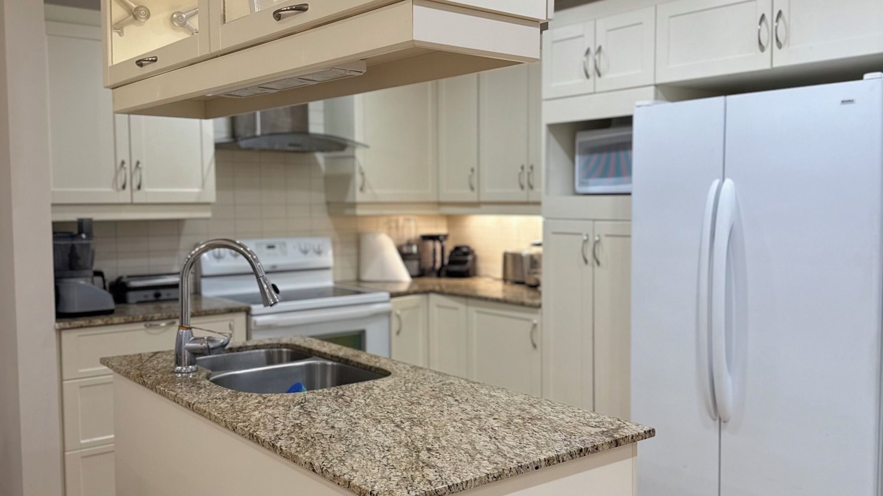 Photo of Kitchen in Pierrefonds-Roxboro