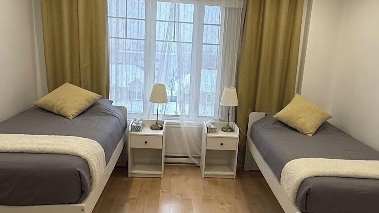 Photo of Bedroom in Pierrefonds-Roxboro