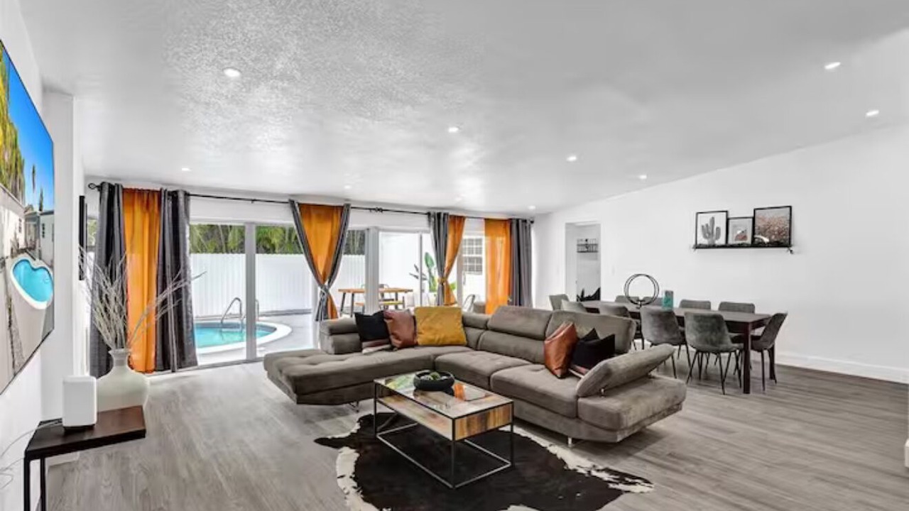 Photo of Livingroom in Ives Estates