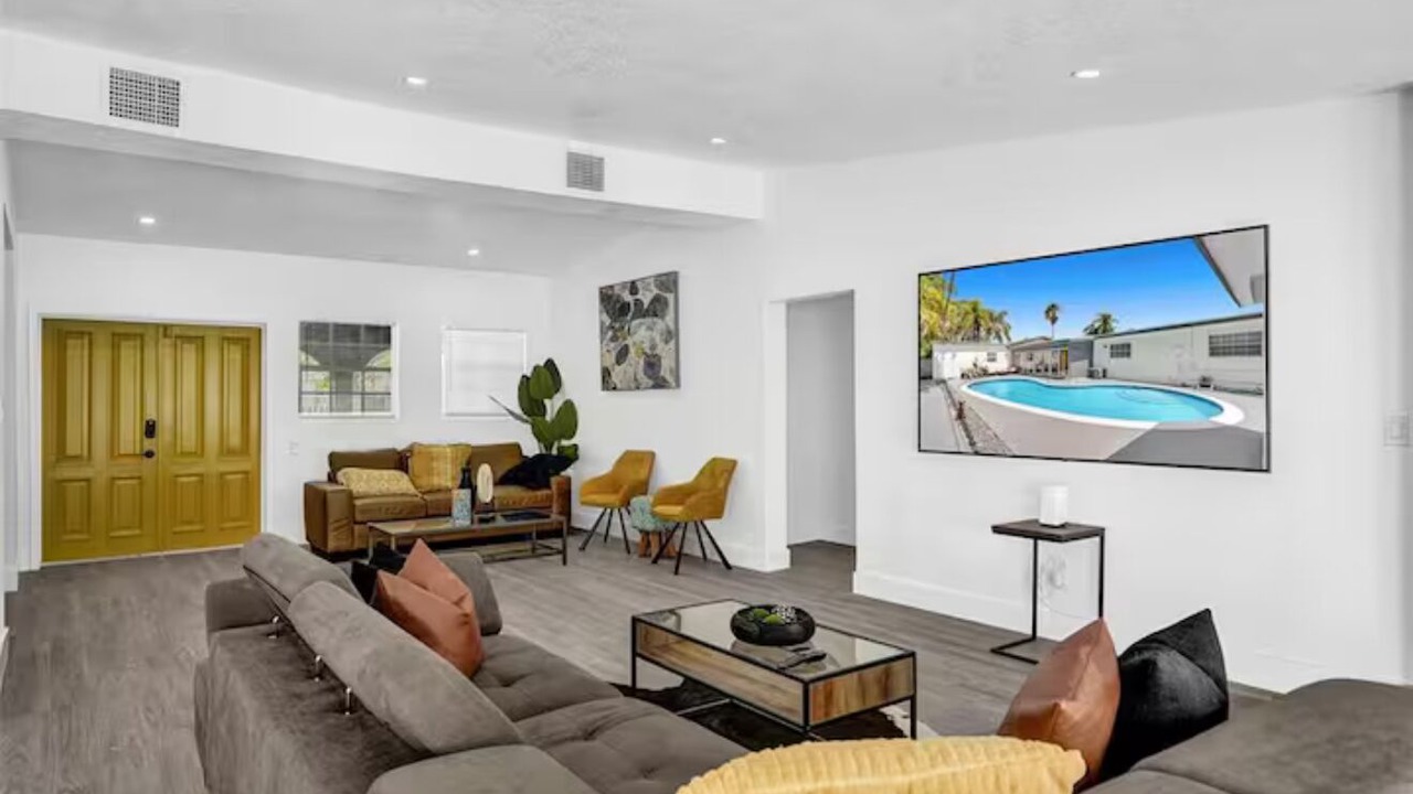 Photo of Livingroom in Ives Estates