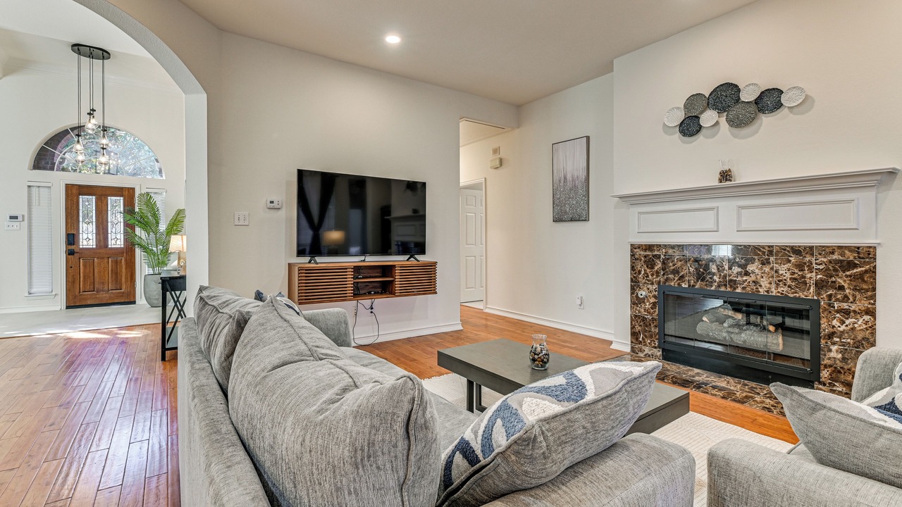 Photo of Bedroom in Far North Dallas