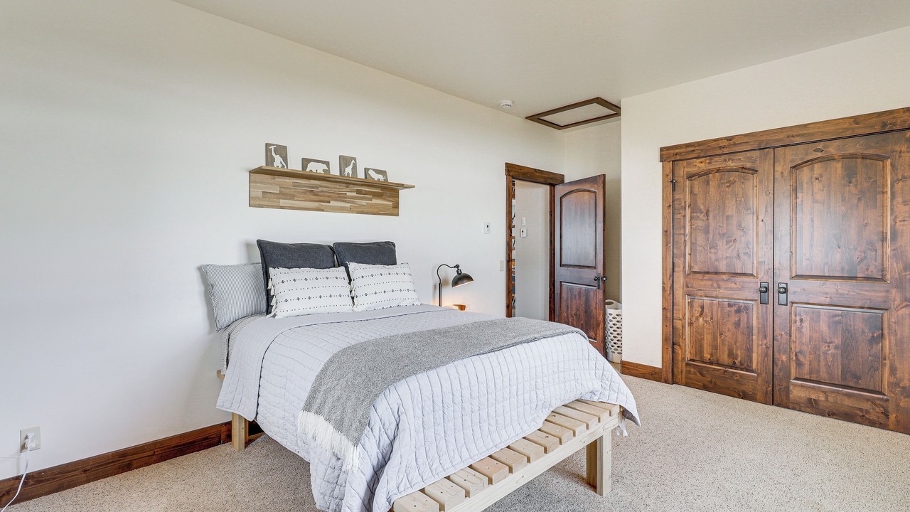 Photo of Bedroom in Gunnison