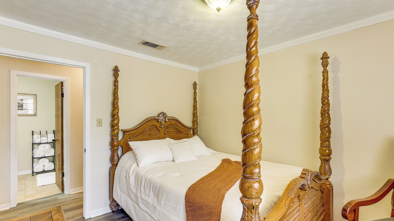 Photo of Bedroom in Kennard