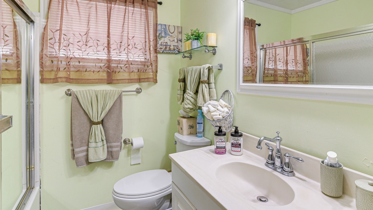Photo of Bathroom in Willow Meadows/Willowbend Area