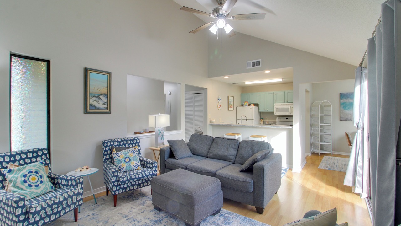 Photo of Livingroom in Fort Walton Beach