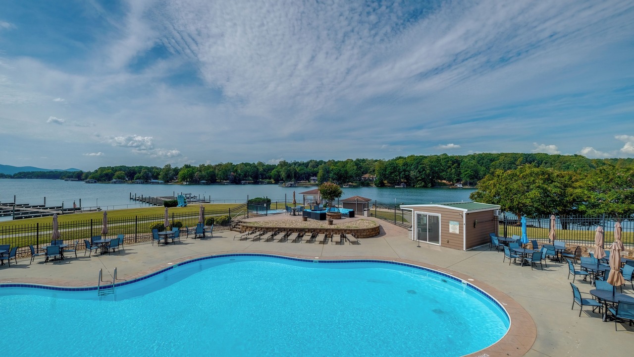 Photo of Outdoor in Huddleston