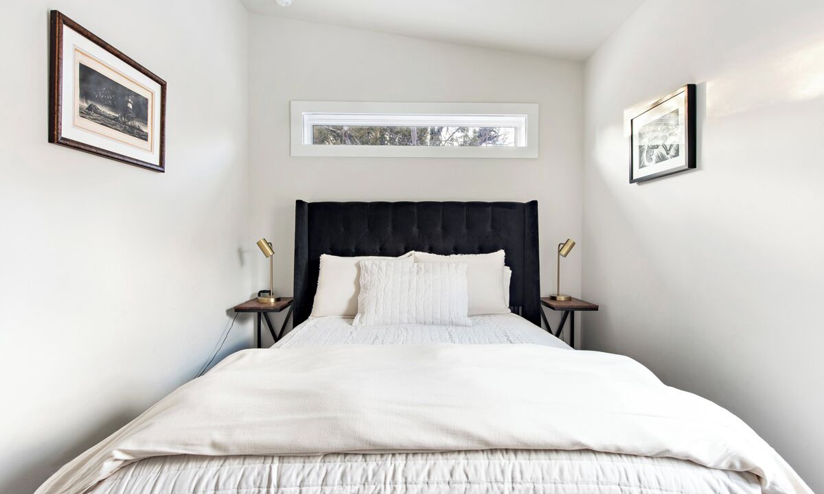 Photo of Bedroom in Missouri Heights