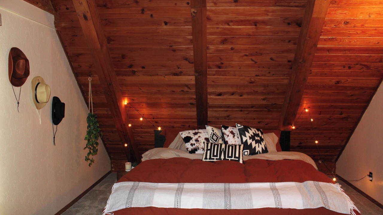 Photo of Bedroom in Silver Creek