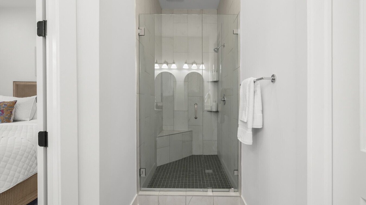 Photo of Bathroom in Oakley