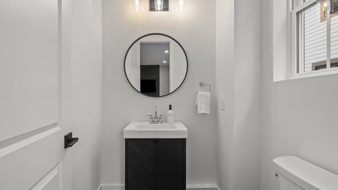 Photo of Bathroom in Oakley