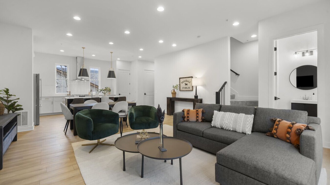 Photo of Livingroom in Oakley