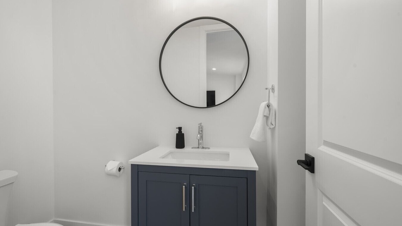 Photo of Bathroom in Oakley