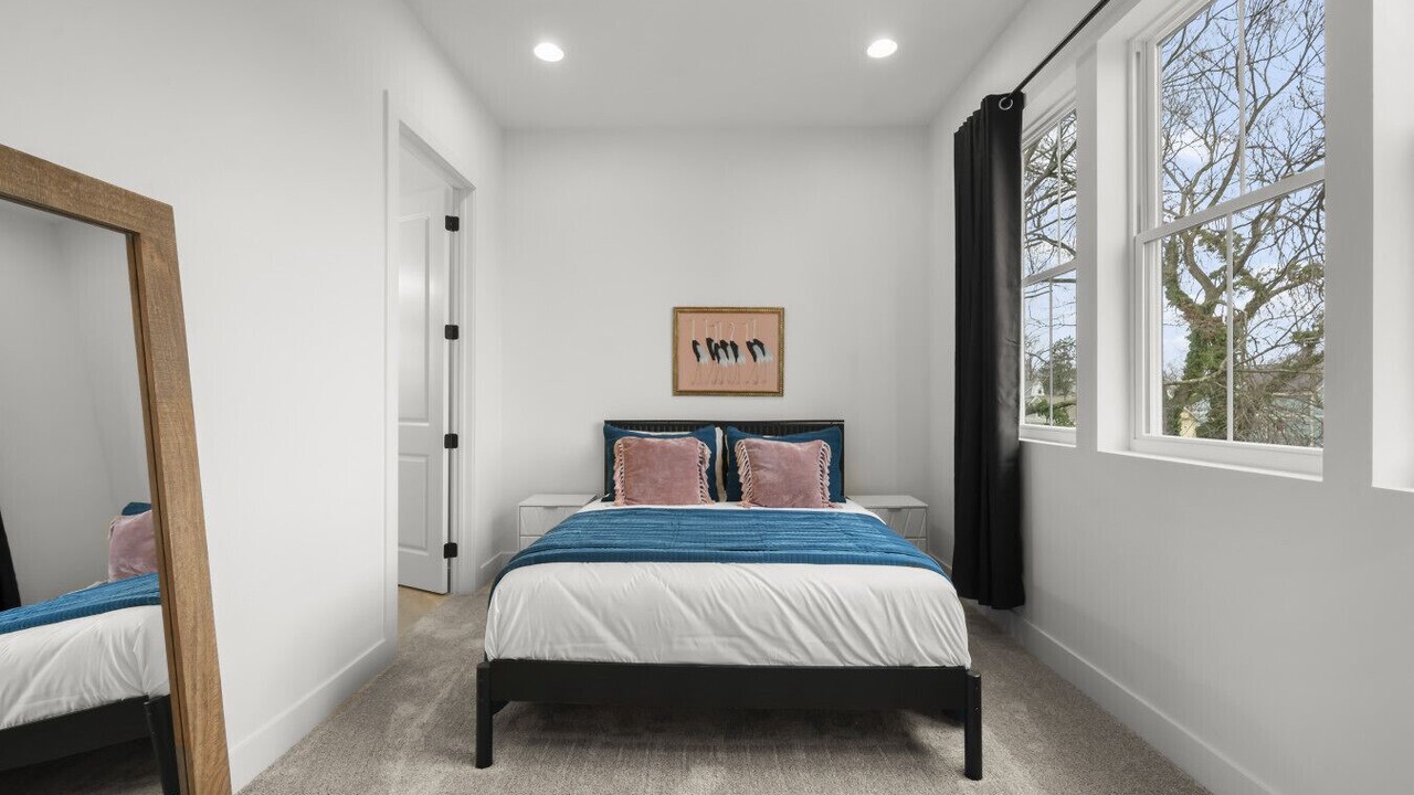 Photo of Bedroom in Oakley