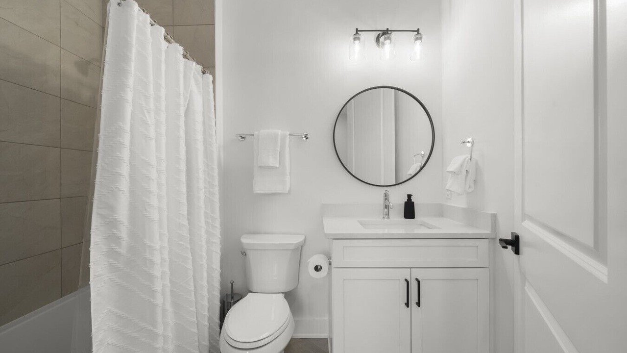 Photo of Bathroom in Oakley