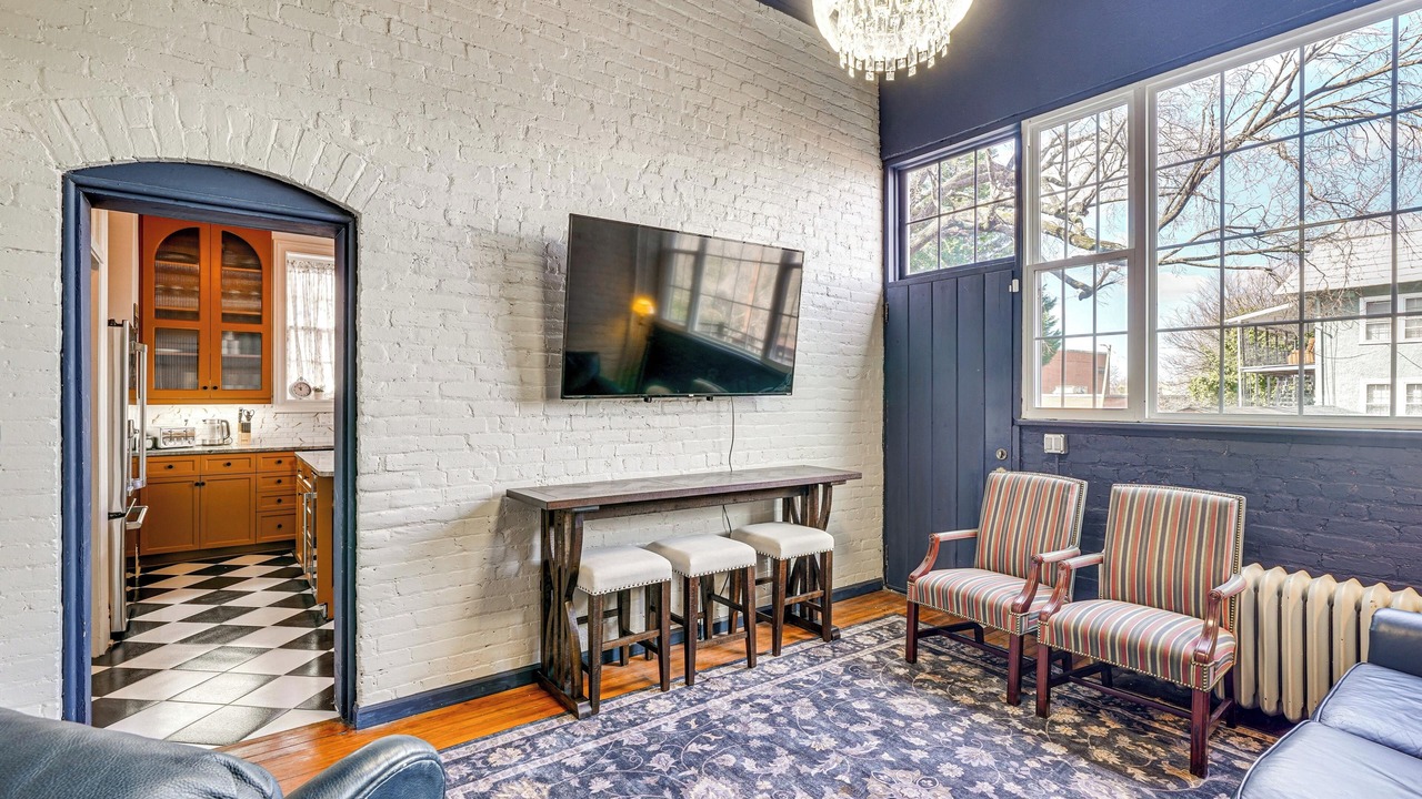 Photo of Livingroom in Danville