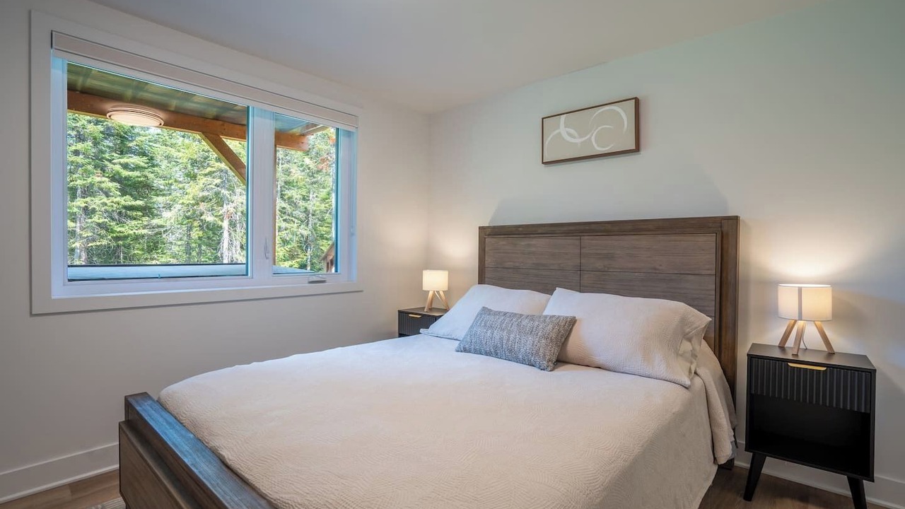 Photo of Bedroom in Lac-Swell