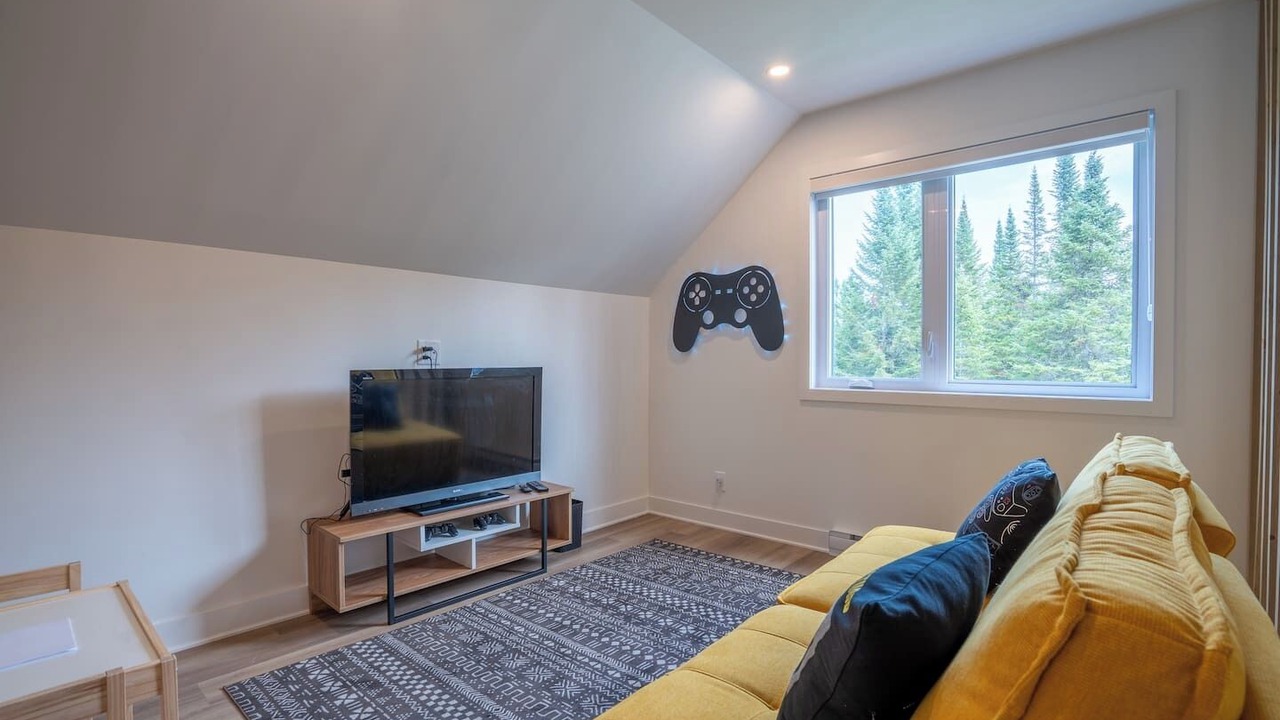 Photo of Livingroom in Lac-Swell