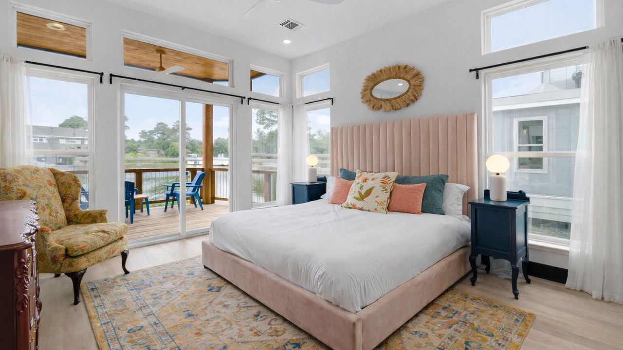 Photo of Bedroom in Tool