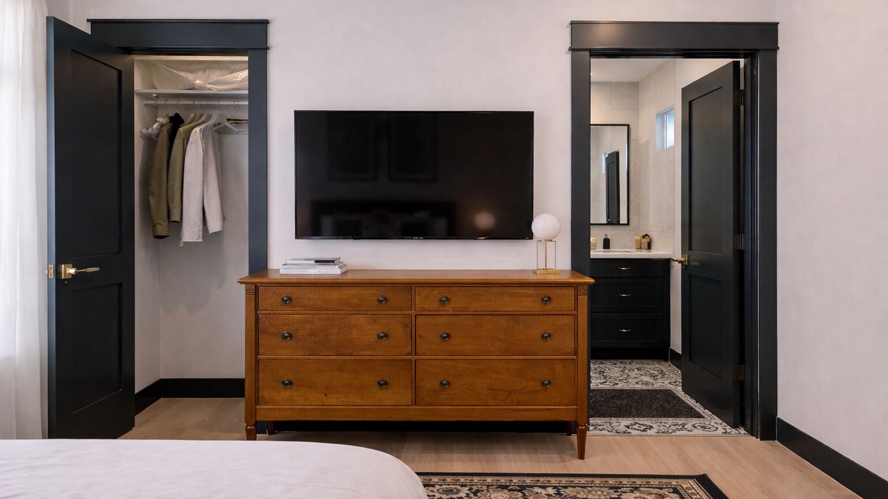 Photo of Bedroom in Tool
