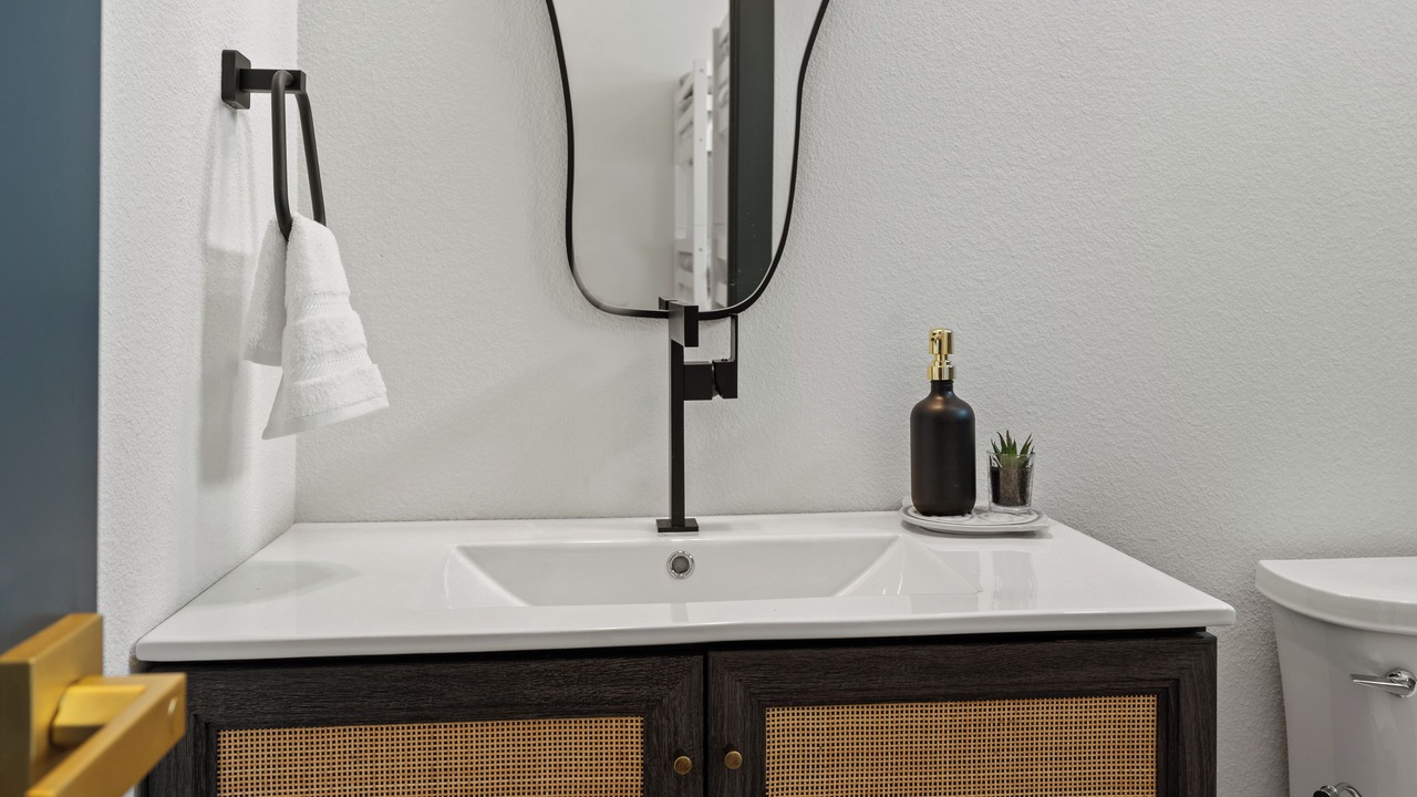 Photo of Bathroom in Tool