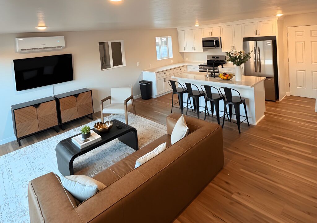 Photo of Livingroom in Blenman-Elm