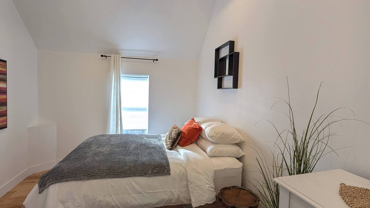 Photo of Bedroom in Walkerville
